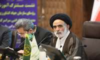 مدیران اراضی کشور باید با حاکمان شرع همکاری کنند و جلوی تغییر کاربری اراضی زراعی و کشاورزی را بگیرند.